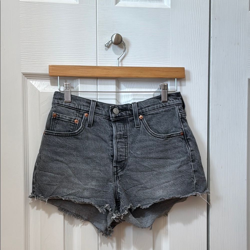 Levi’s Women's Gray Wash Denim Shorts